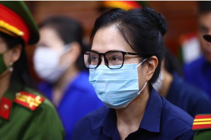 Cựu Tổng giám đốc SJC lĩnh 25 năm tù, phải nộp lại 10.000 lượng vàng