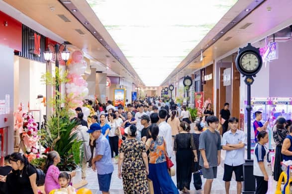 Chính thức khai trương Trung tâm thương mại Vincom Mega Mall Ocean City