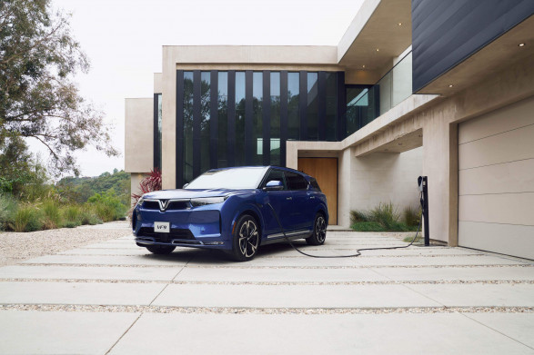 VinFast tham dự Electrify Expo New York, giao lưu tọa đàm xe điện và tổ chức lái thử.