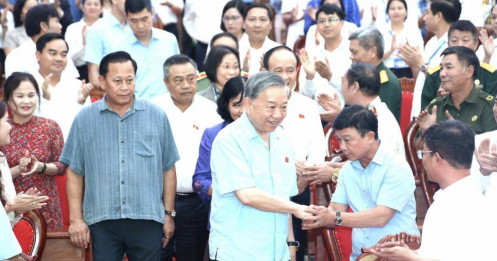 Tổng Bí thư Tô Lâm đặt câu hỏi: Đất của Nhà nước sao thành tư nhân hết?