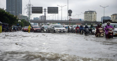 Đến sáng nay, Hà Nội còn bao nhiêu điểm ngập sâu?
