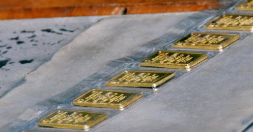 Lộ diện ngân hàng đầu tiên tham gia sản xuất vàng miếng