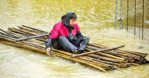 Mặt trận Tổ quốc tiếp nhận 672 tỷ đồng ủng hộ đồng bào sau bão Bualoi