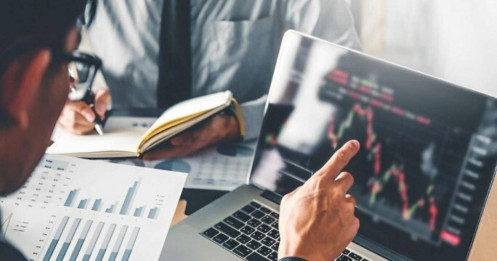 NĐT kỳ vọng gì ở 4 cổ phiếu sắp niêm yết trên HoSE?