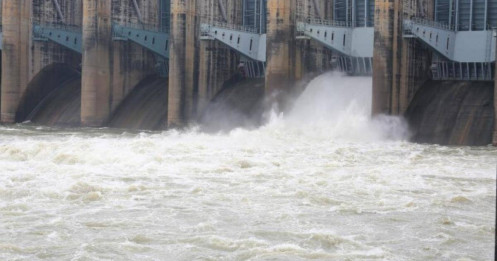 Cảnh báo ngập: Hồ thủy điện lớn nhất miền Nam mở cửa xả lũ