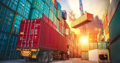 Ngành gỗ Việt Nam đối mặt thuế quan Mỹ: Ván cược lớn của các ông chủ nội thất