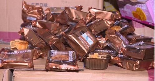 Gần 4.000 chiếc bánh Trung thu lậu bị tịch thu tại Hà Nội