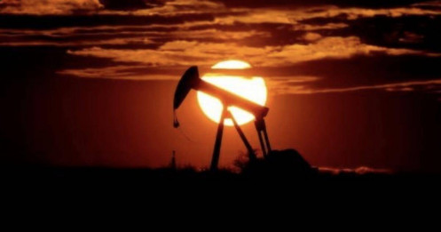 Ông Putin: Thiếu dầu Nga, giá có thể lên 100 USD/thùng