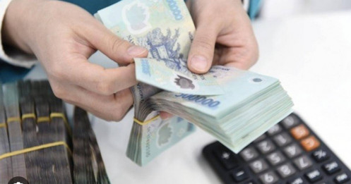 4 DN VN30 sắp chốt trả cổ tức bằng tiền mặt trong tháng 10