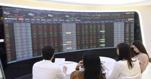 Cổ phiếu nào đang hút dòng tiền trong tháng 10?