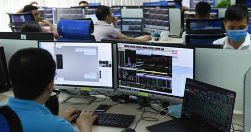 Dòng tiền chảy vào chứng khoán suy yếu