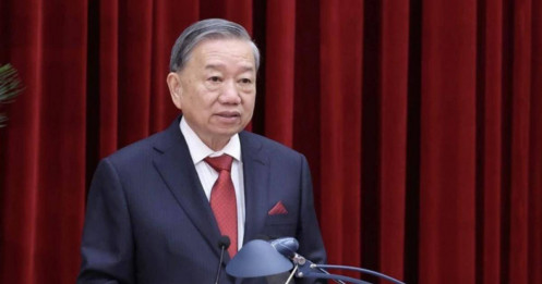 Tổng Bí thư: Trong giai đoạn cách mạng mới hiện nay rất chú trọng yếu tố "đức - sức - tài"