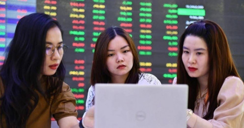 Bước vào sóng nâng hạng: Nắm hay buông?