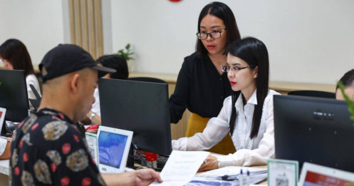 Giải bài toán 'thừa cán bộ nhưng thiếu người có chuyên môn' ở cấp xã