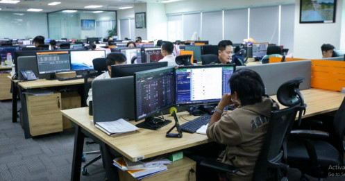 Được nâng hạng lên thị trường mới nổi, chứng khoán Việt Nam vẫn phải vượt qua “cửa ải” 11 tháng!