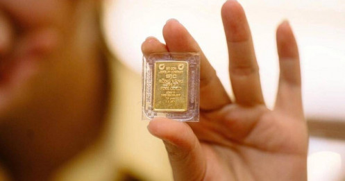 Giá vàng SJC lên cao nhất từ trước đến nay: 141,4 triệu đồng/lượng