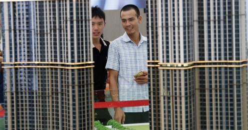 Nhà đầu tư địa ốc “biến hình”