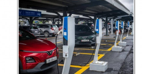 Vingroup tìm cách huy động 500 triệu USD để mở rộng trạm sạc