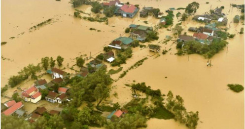 Hỏa tốc: Sẽ miễn, giảm, gia hạn thuế cho tổ chức, cá nhân, doanh nghiệp bị thiệt hại do bão số 10, số 11