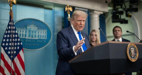 Trump áp thuế 130% khiến thế giới chao đảo, nhưng Việt Nam lại hưởng lợi lớn?