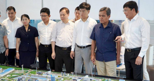 Hòa Phát lùi dự án ray thép 14.000 tỷ đồng, khởi công đầu năm sau