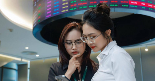 Chứng khoán chờ cú xoay trục từ dòng tiền ngoại