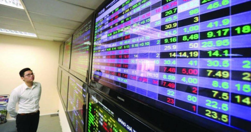 Cập nhật BCTC quý 3/2025 sáng ngày 15/10: Những doanh nghiệp thép, điện đầu tiên công bố; nhiều kết quả bất ngờ