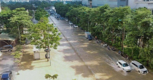 Túi tiền nghìn tỷ và nghịch lý ngập nước Thủ đô