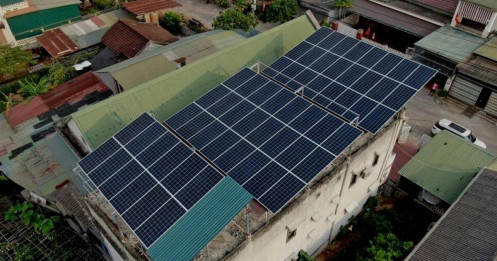 Lắp điện mặt trời tự dùng: EVN yêu cầu chỉ thông báo, không cần xin phép