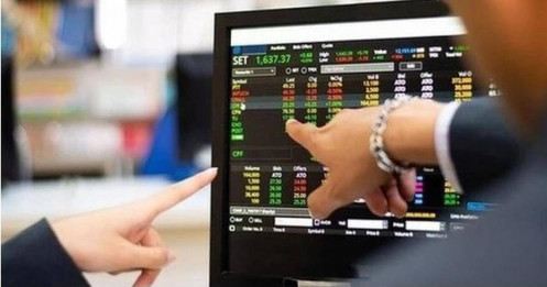 Khối ngoại trở lại mua ròng trên HSX, cổ phiếu nào là tâm điểm?