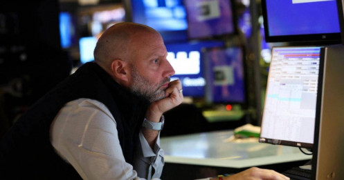 Người thu nhập thấp ở Mỹ đổ xô chơi chứng khoán