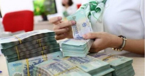 Tiền gửi vào ngân hàng đang sụt giảm mạnh