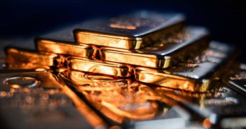 Vàng, bạc tăng giá trở lại mạnh mẽ, nhưng biến động cực độ đáng lo ngại