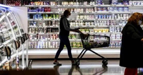 Thế giới trong “vùng nhiễu”: Khi nước Mỹ đóng cửa và kinh tế toàn cầu bước vào quỹ đạo chậm lại