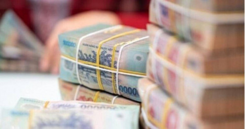 6 ngân hàng tăng lãi suất tiết kiệm trong tháng 10