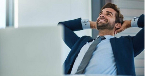 Đàn ông sở hữu 2 “dấu hiệu vàng” này, tiền bạc tự tìm đến không cần cầu may