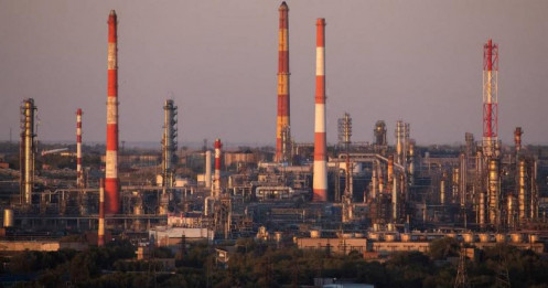 Trung Quốc tạm ngừng mua dầu Nga: Cú sốc mới trên thị trường năng lượng toàn cầu