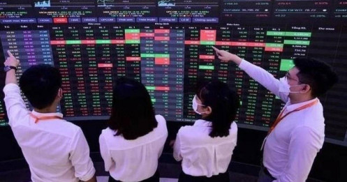 Đầu tư công tiếp tục tăng tốc, loạt cổ phiếu hưởng lợi