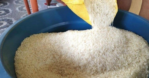 Lệnh cấm nhập khẩu gạo từ hai nước lớn trong khu vực khiến Việt Nam gặp khó