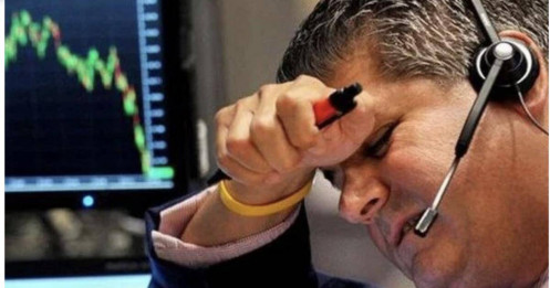 Tự doanh CTCK quay đầu bán ròng gần 700 tỷ trong phiên đầu tuần, "xả" mạnh một mã Bluechips