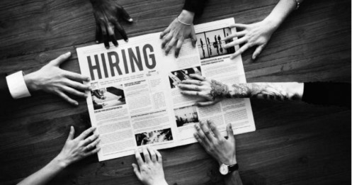 Thị trường việc làm Mỹ 'đóng băng' với 7,4 triệu người thất nghiệp