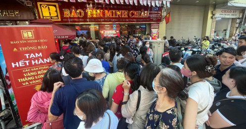 Giá vàng chông chênh, cần đánh thuế giao dịch?