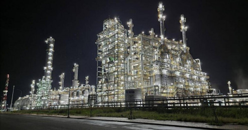 Đại gia hóa chất Hàn Quốc lỗ 19.200 tỷ đồng, kiểm toán PwC nêu quan ngại