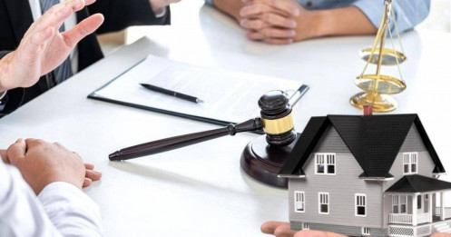 Vay đặt cọc nhà đất: Sai từ chủ đầu tư đến ngân hàng