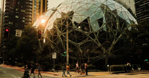 Amazon sắp tiến hành đợt sa thải lịch sử: 30,000 nhân viên có thể mất việc