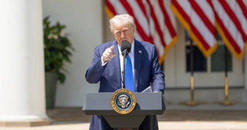Ông Trump đổi hướng