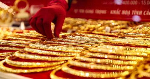 ACB gia nhập "cuộc đua vàng miếng" từ tháng 11