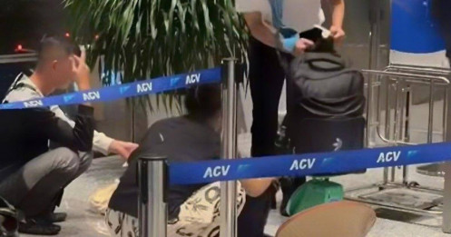 Vị thế hãng hàng không nhìn từ chiếc cân đặt ở cửa ra tàu bay