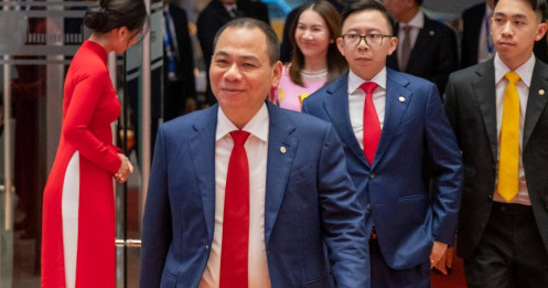 Tất cả thành viên gia đình ông Phạm Nhật Vượng đã lộ diện