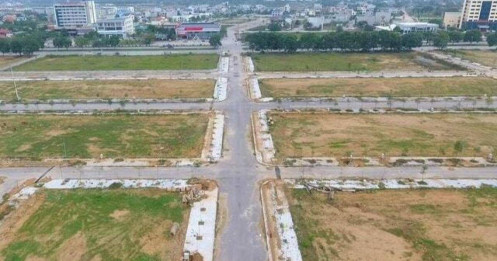 HoREA đề xuất nâng mức xử phạt với người bỏ cọc đất đấu giá